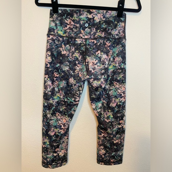 Lululemon Wunder Under Crop High Rise 21” - Picture 3 of 5